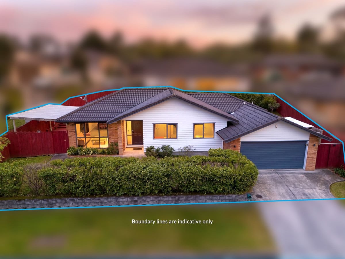 Owners moving overseas, 164m2 4 beds 2 baths house with double garage on 475m2 section, close to Westgate Shopping Centre, NorthWest Mall, local schools, easy motorway access, 67 Tiriwa Drive, Massey, Auckland