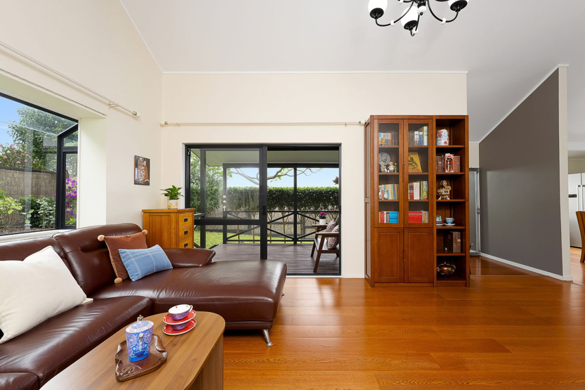 Owners relocating, 1688m2 section, 66m2 3 beds 2 baths house with double garage, located within walking distance to the Palomino shops, Western Heights School, 43 Palomino Drive, Henderson, Auckland
