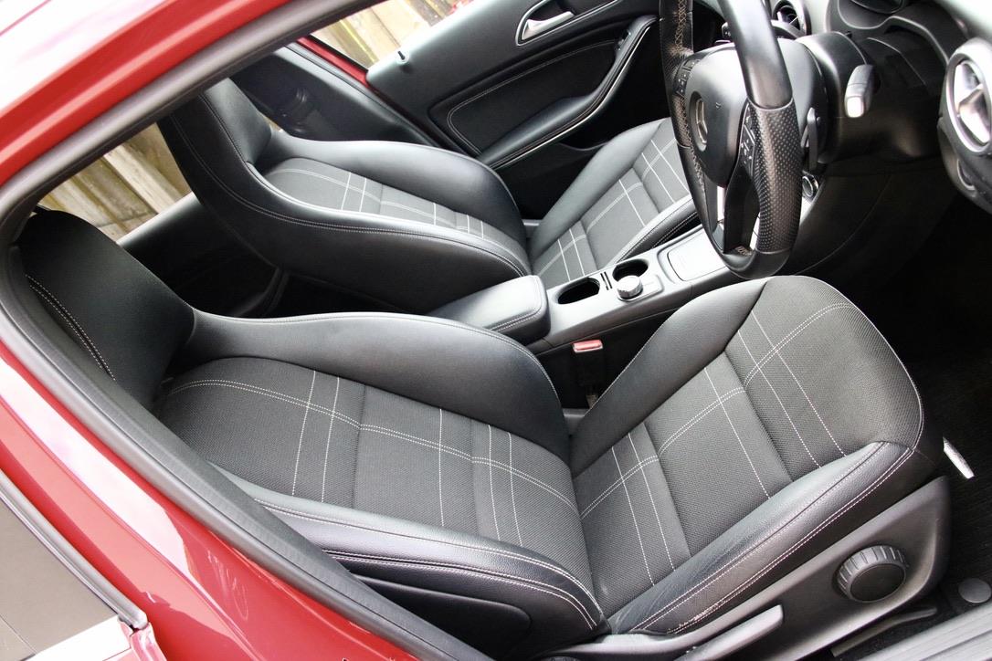 2014 Mercedes-Benz GLA 180 GLA180 with DISTRONIC PLUS Package RV/SUV Automatic, 5 seats, Petrol, 1,590 cc, 64,000 km