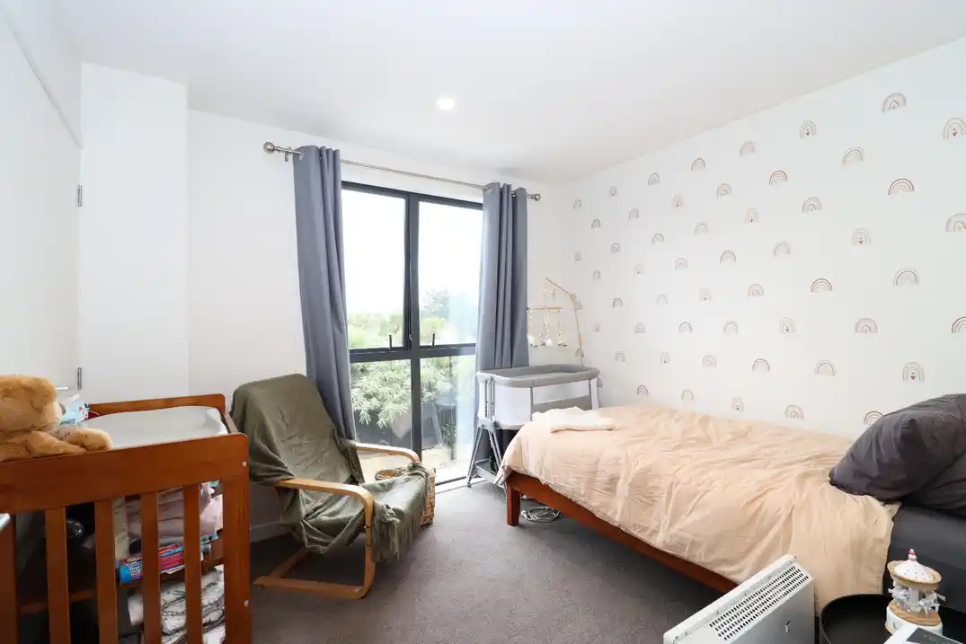 For rent, No smoking, Small pets allowed, 3 beds 2 baths townhouse with car park, We welcome new immigrants and families on WINZ benefits!! Available from 9th July, 20 Salvia Lane, Totara Park, Auckland