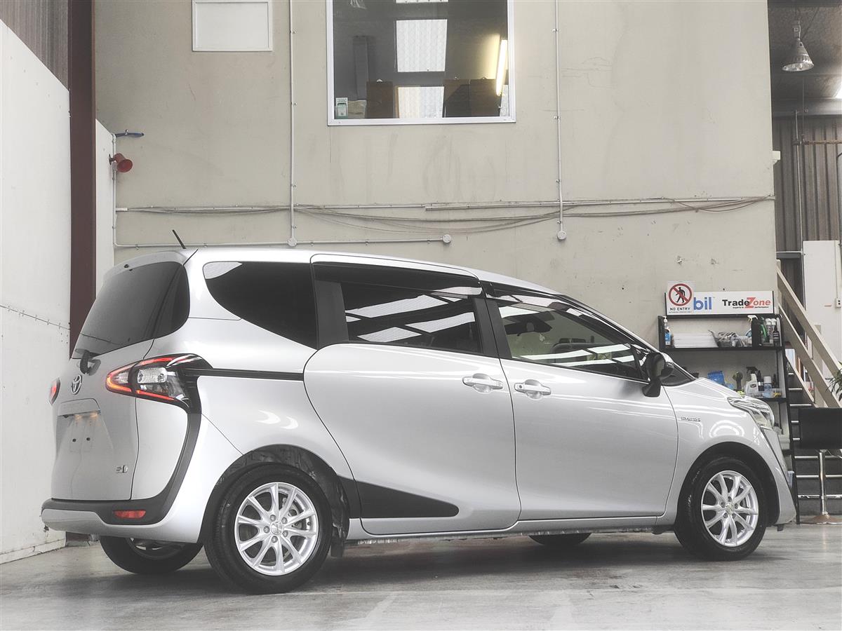 2016 Toyota Sienta G HYBRID/7 SEATERS/GRADE 4 Station Wagon Automatic, Silver, New Import, Hybrid, 1,500 cc, 106,047 km