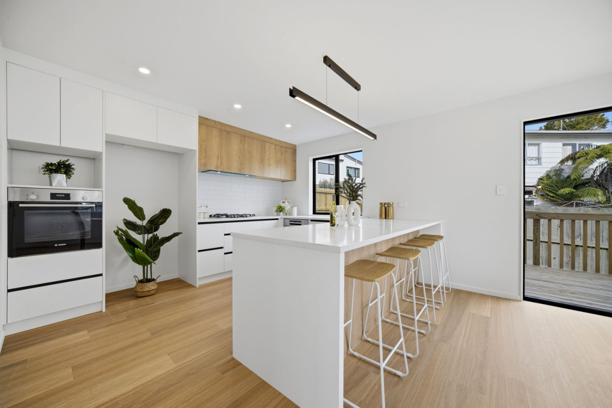 10-Year Master Build Guarantee, Brandnew standalone 4 beds 2.5 baths home with garage, close to schools, local shops, motorway access, Lot 4/9 May Avenue, Te Atatu South, Auckland