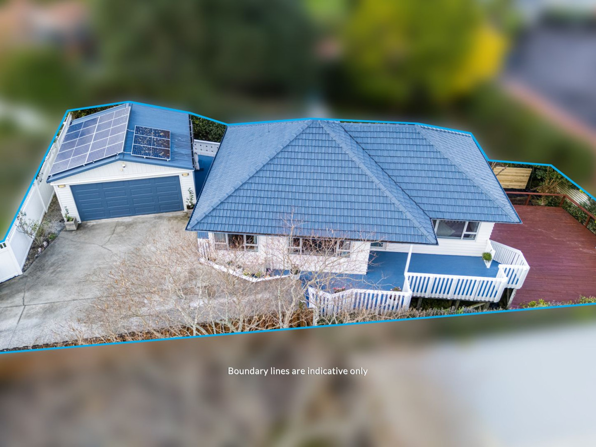 Once in 7 years, 528m2 section, 126m2 3 beds 1 baths house with double garage and Expansive decking, close to local amenities, parks, schools and convenient access to motorway access, 8A Gloria Avenue, Te Atatu Peninsula, Auckland