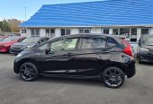 2016 Honda Fit Hybrid !! Leather Seats !! Superb condition !! Hatchback Automatic, 5 seats, Black, Hybrid, 1,490 cc, 94,779 km