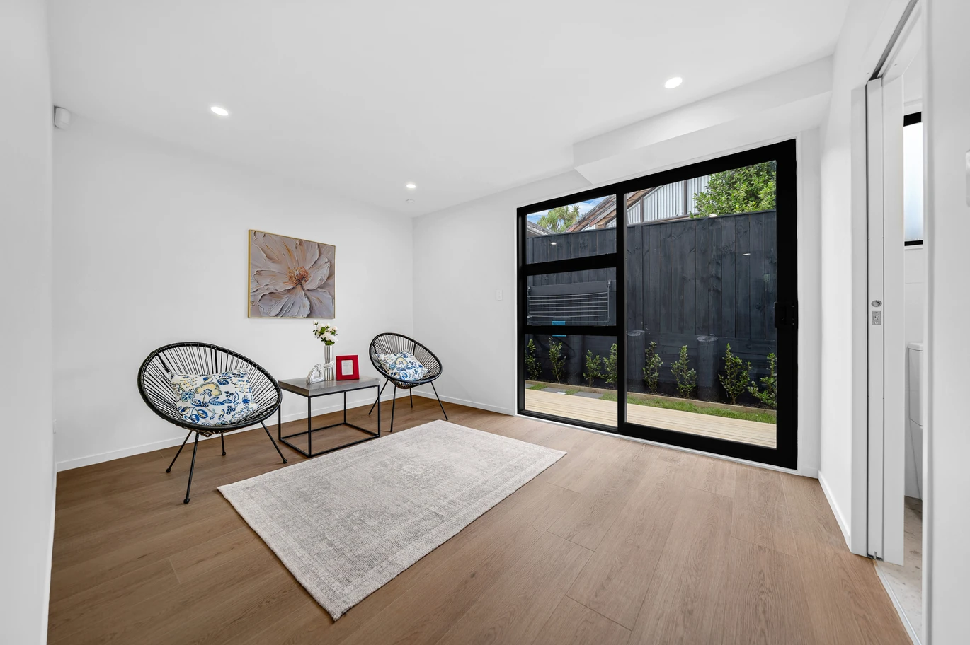 Brandnew 3 beds 3.5 baths home with garage, a ground floor spacious rumpus with bathroom, ready to serve as a fourth bedroom, minutes from Pakuranga Plaza, cafes, and restaurants, 3/20 Ayr Road Pakuranga, Auckland