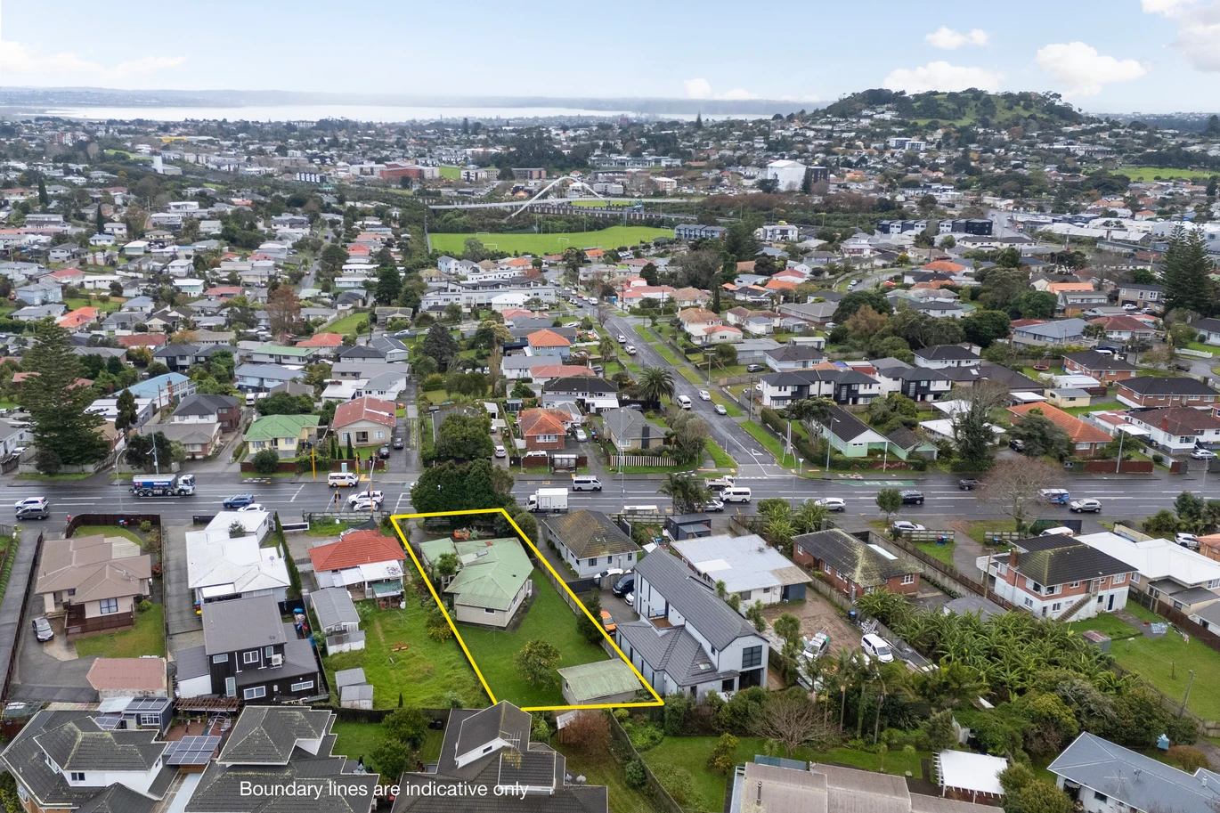 First time on the market, 825m2 section, 167m2 4 beds 1 bath house with carport and a large storage shed positioned at the rear of the section, close to motorway access, supermarket, shops, 67 Maioro Street New Windsor, Auckland