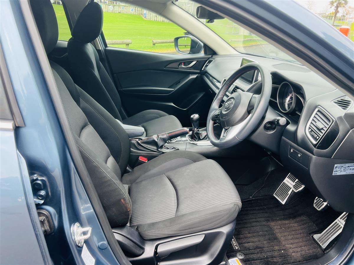 2014 Mazda Axela 1.5S 6 SPEED MANUAL SKYACTIV Hatchback Manual, 5 seats, Blue, Petrol, 1,500 cc, 74,524 km