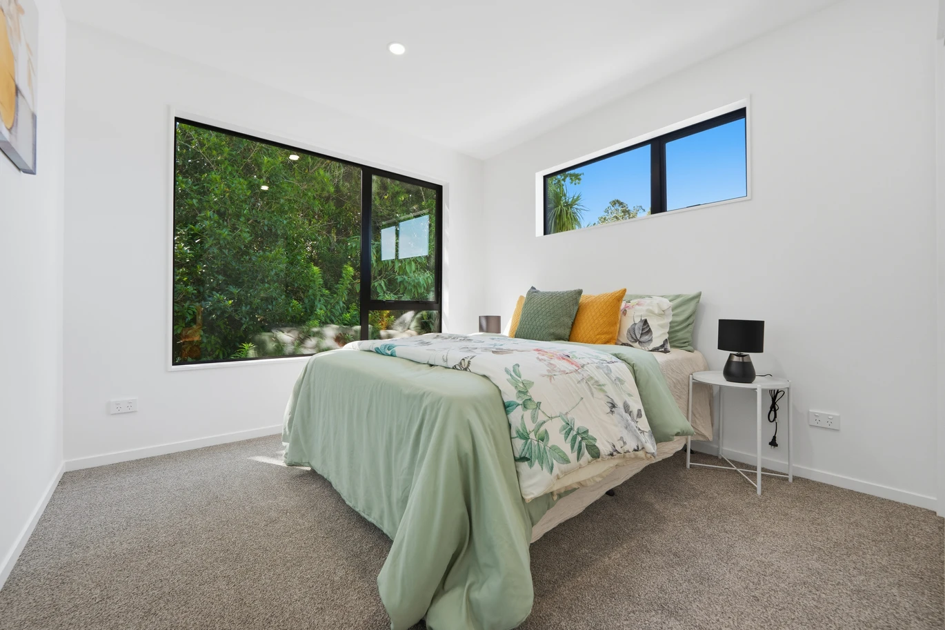 By Crum Park, 156m2 Brandnew standalone 4 beds 2.5 baths home with garage, close to schools, supermarket, Lynn Mall, zonfed for Green Bay Primary/Intermediate and Green Bay High School, Glen Eden Intermediate, 48C Hilling Street Green Bay, Auckland