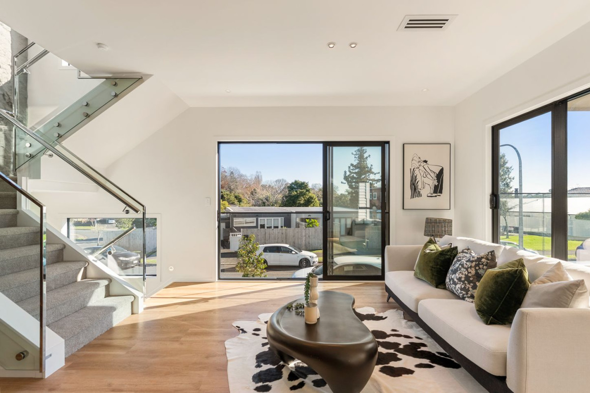 258m2 Brandnew 4 beds 3.5 baths home with double garage, close to reserves, schools, shops, 7A Cruickshank Crescent, Meadowbank, Auckland