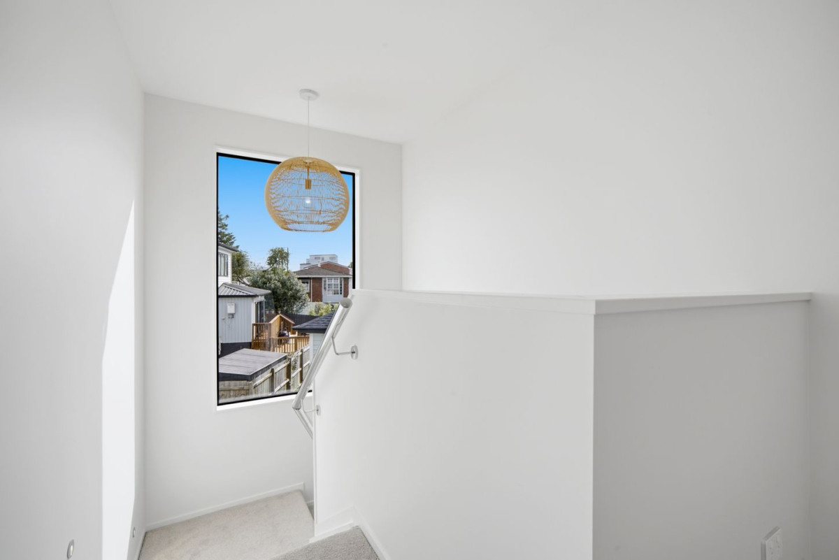 10-Year Master Build Guarantee, Brandnew standalone 4 beds 2.5 baths home with garage, close to schools, local shops, motorway access, Lot 1/9 May Avenue, Te Atatu South, Auckland
