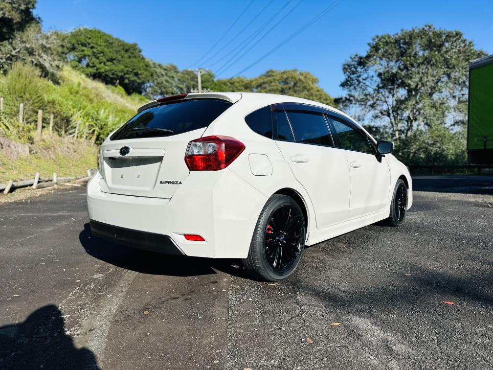 2014 Subaru Impreza 2.0I EYESIGHT !! 4WD !! Hatchback Tiptronic, 5 seats, New Import, Petrol, 2,000 cc, 40,736 km