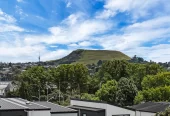 Brandnew 3 beds 3.5 baths home with garage, a ground floor spacious rumpus with bathroom, ready to serve as a fourth bedroom, minutes from Pakuranga Plaza, cafes, and restaurants, 3/20 Ayr Road Pakuranga, Auckland