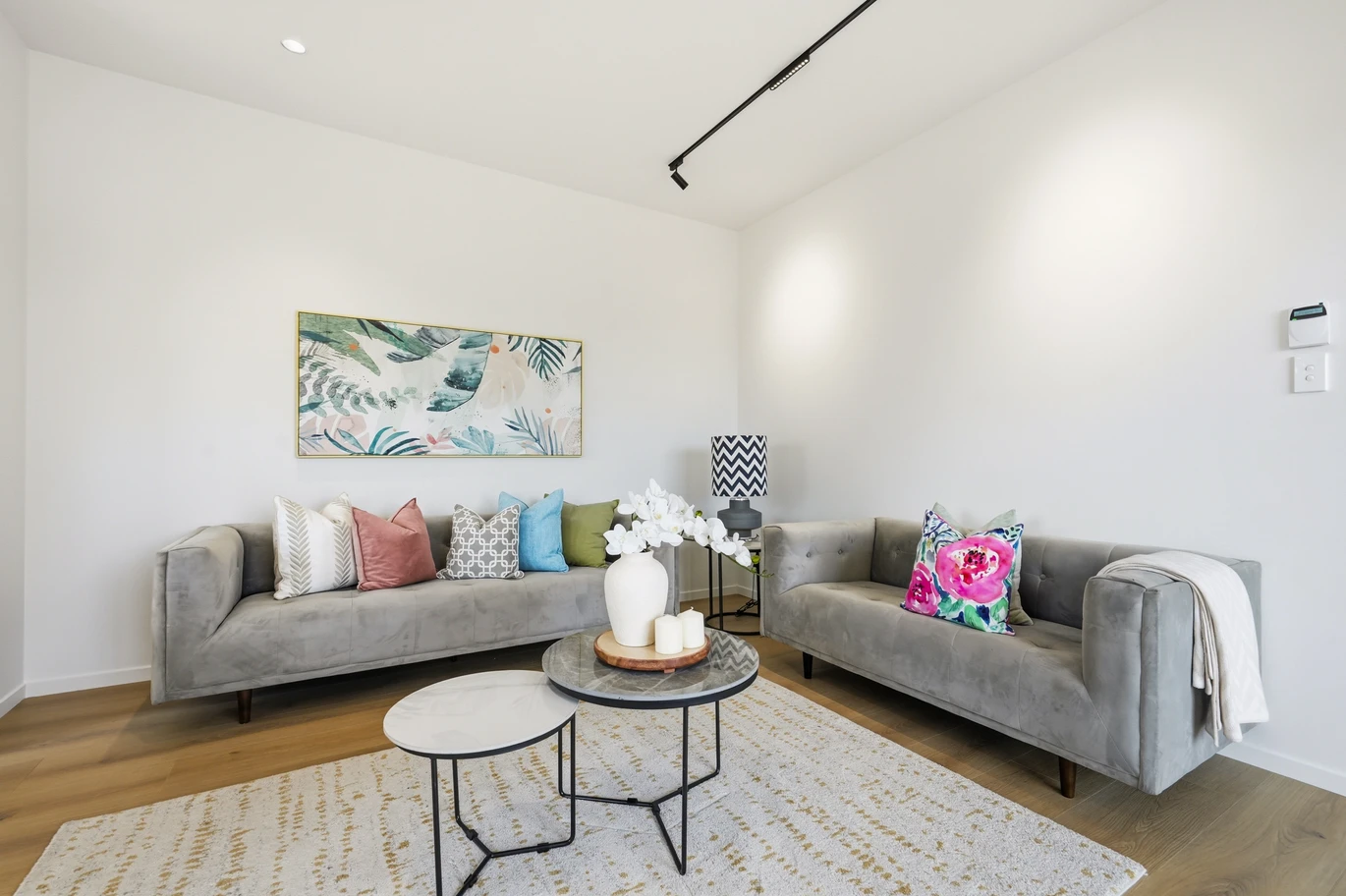 Brandnew freehold 3 beds 2.5 baths home with garage, Stamford’s 10-Year Building Warranty, no body corp or society fees, close to Hunters Plaza, motorway access, Lot 4/6 Richards Avenue Papatoetoe, Auckland