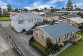 2 Standalone 2 beds 1 bath home with car parks, close to transport, shops, schools, and amenities, 1&3/20 Ingram Street, Papakura, Auckland