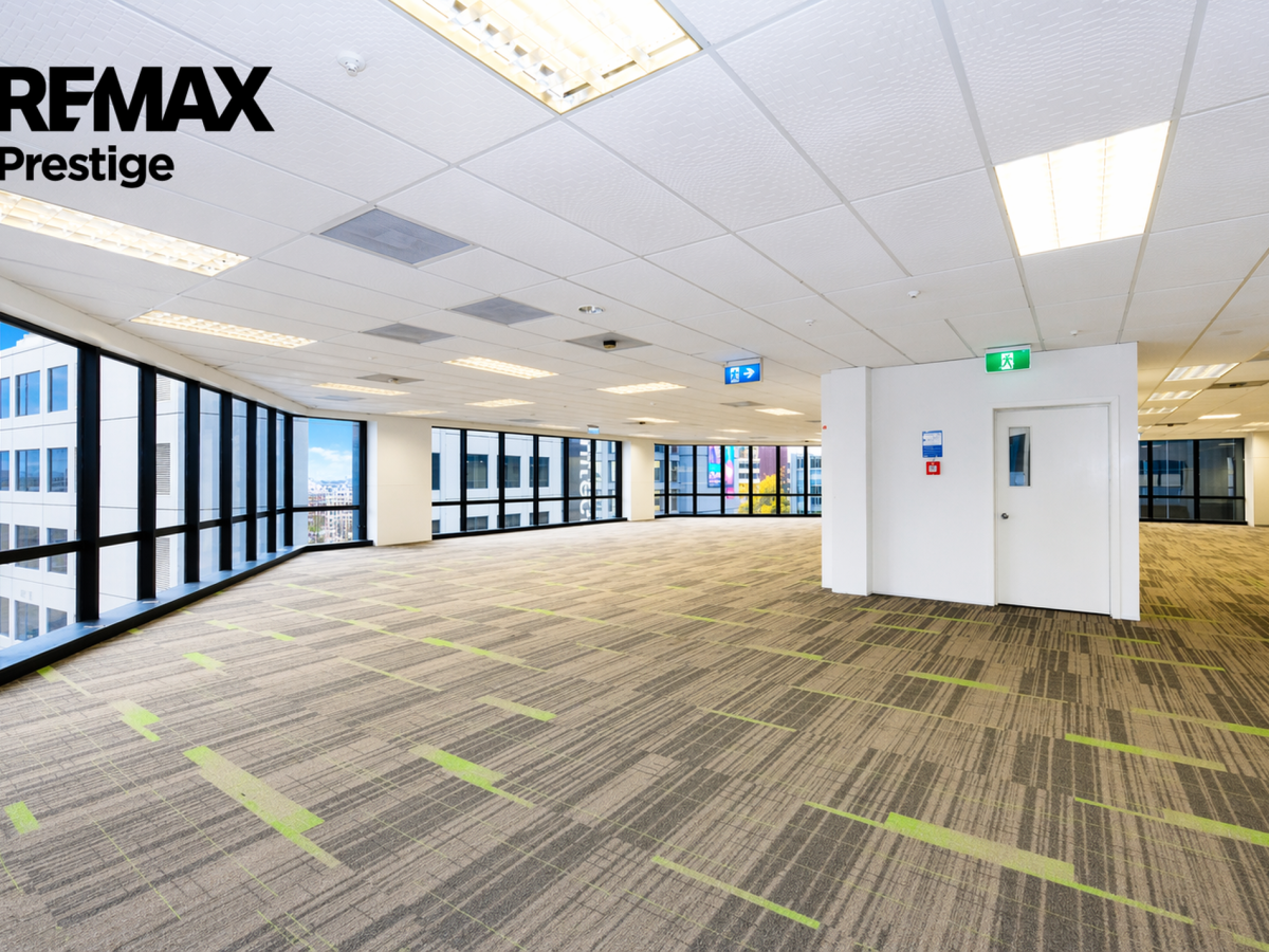 Whole Top Floor Tenancy – 599sqm on Fully Refurbished Building, 20 secure car parks included, Level 5 and Level 8 fully fitted office spaces also available, Customisable Fit-Out Options, 3 City Road, Grafton, Auckland