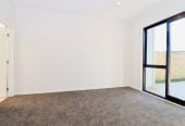 For rent, No pets, no smokers., 4 beds 2 baths house with double garage in Karaka Village, Available on Sat 27th Jun, Karaka, Auckland