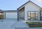 For rent, No pets, no smokers., 4 beds 2 baths house with double garage in Karaka Village, Available on Sat 27th Jun, Karaka, Auckland