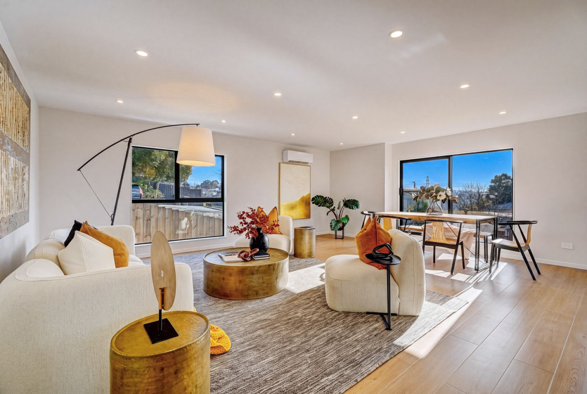Brandnew freehold 4 beds 2.5 baths (4 toilets) home with garage, move-in ready, 79 A,B,C Gallony Avenue, Massey, Auckland