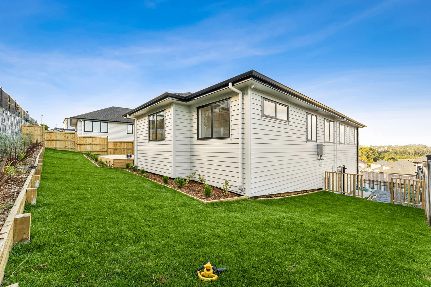 561m2 section, 2 kitchens, 289m2 Brandnew 6 beds (1 ensuite) 4 baths house with double garage and 2 beds granny downstairs, Underfloor heating in all bathrooms, Central air conditioning upstairs and a separate heat pump downstairs, 12 Saw Lane Swanson,, Auckland