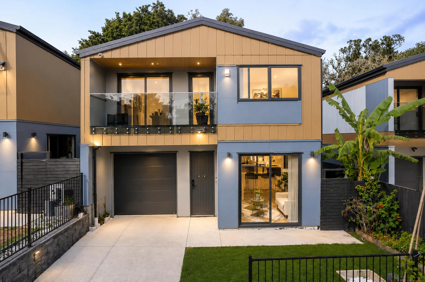 Nearly New, Next to the Reserve-Mission Heights! Owners relocating, 4 beds 2.5 baths house with garage, 13 Pumau Place Flat Bush, Auckland