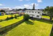 1621m2 section, One title. Two homes (2 x 3 beds 1 bath home), 33 Forbes Road, Favona, Auckland