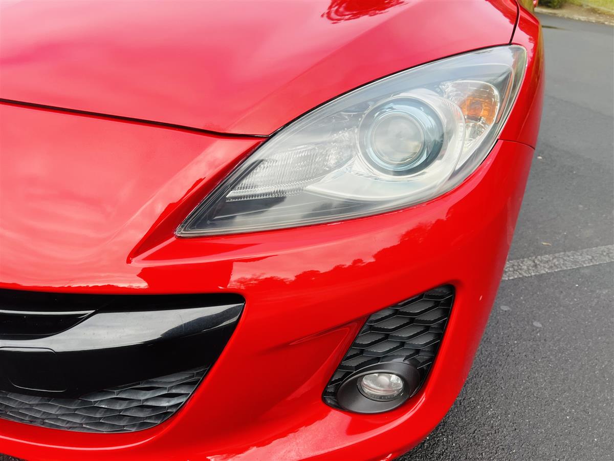 2012 Mazda Axela 2.0S LEATHER INTERIOR CRUISE CONTROL Hatchback Automatic. 5 seats, Petrol, 2,000 cc, 101,830 km