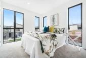 Freehold 3 beds 1.5 baths townhouse, 16 Papatahi Lane Flat Bush, Auckland