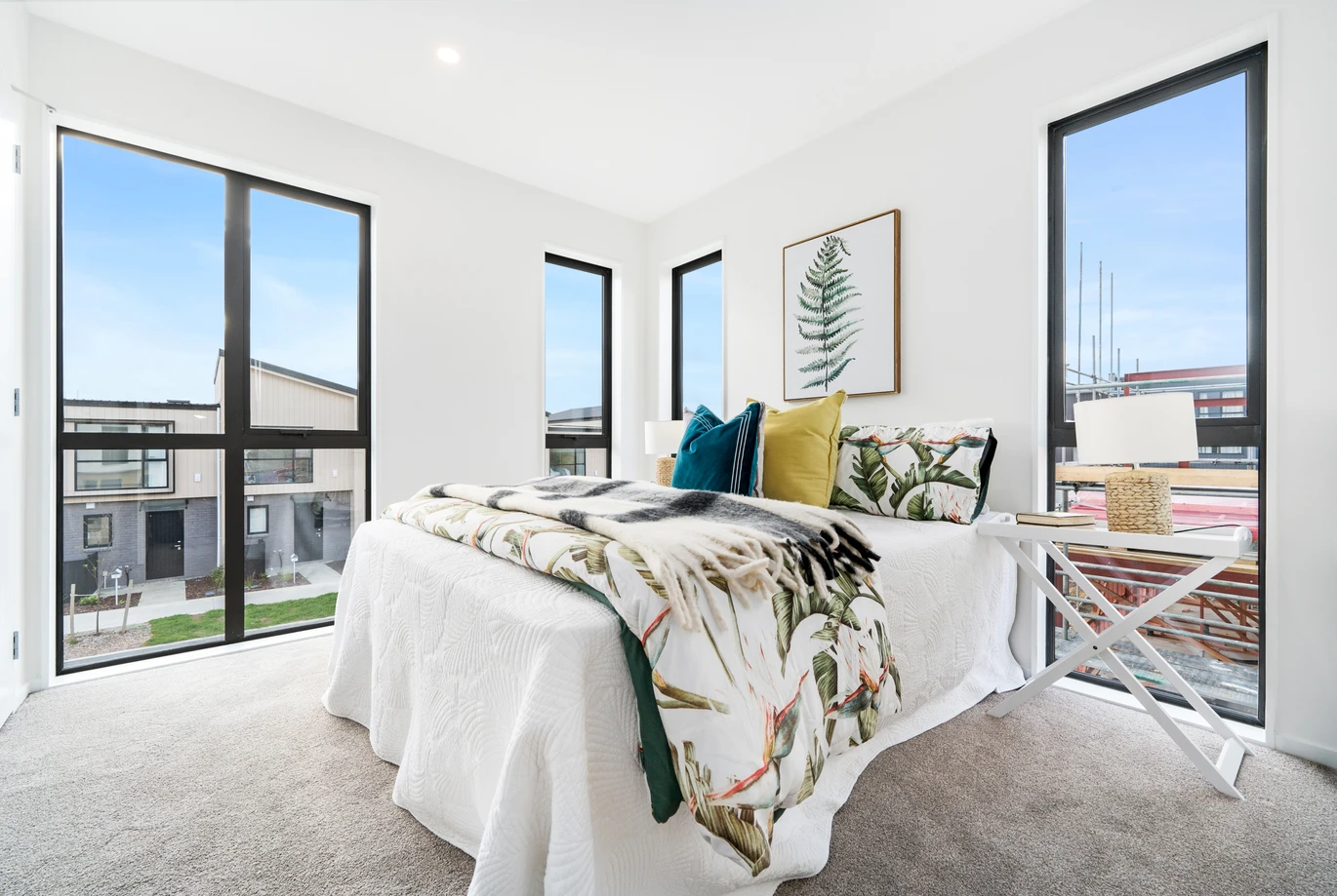 Freehold 3 beds 1.5 baths townhouse, 16 Papatahi Lane Flat Bush, Auckland
