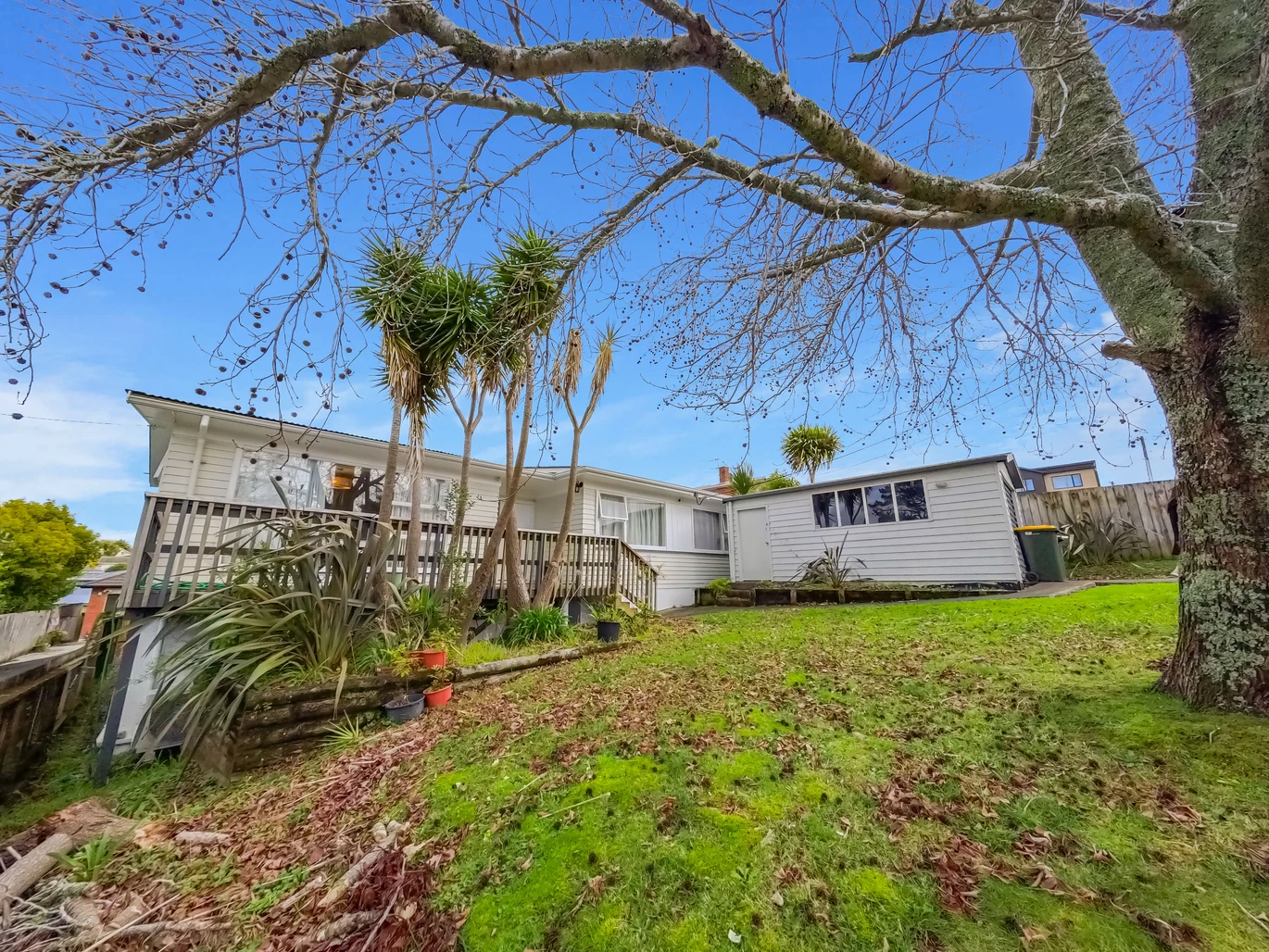 410m2 section, Affordable 3 beds 1 bath house with Separate garage, 13 Poto Street Te Atatu South,, Auckland