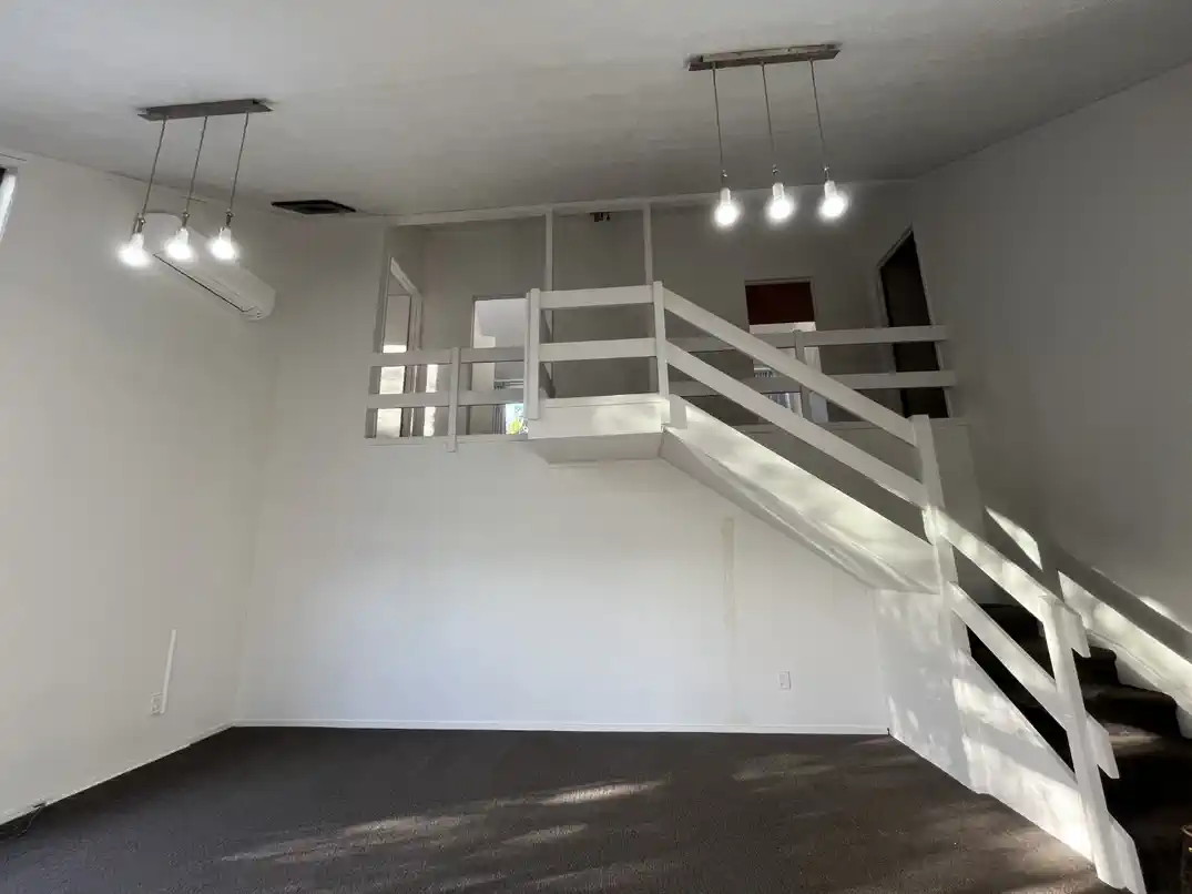 For rent, 1-year fixed-term lease ONLY, 3 beds 1 bath house with carport, Available from 25th May, 26 orinda close, Botany Downs, Auckland