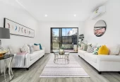 Freehold 3 beds 1.5 baths townhouse, 16 Papatahi Lane Flat Bush, Auckland