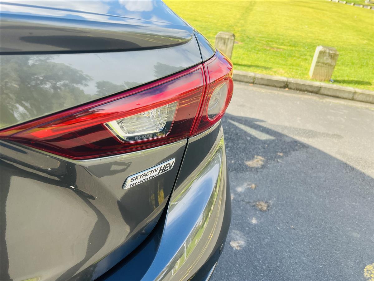 2018 Mazda Axela 2.0 HIGH SPEC 360 CAMERA HUD HYBRID Sedan Automatic, 5 seats, Grey, Petrol, 2,000 cc, 35,744 km