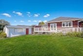 828m2 section, Brick and tile 3 beds 2 baths house with double garage, 27 Metcalfe Road, Ranui, Auckland