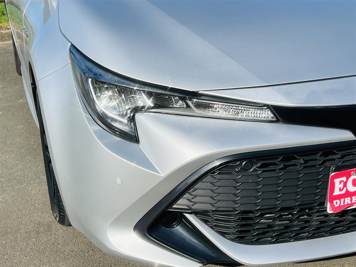 2018 Toyota Corolla HYBRID SPORT CRUISE CONTROL Hatchback Automatic, 5 seats, Silver, Hybrid, 1,800 cc, 33,961 km