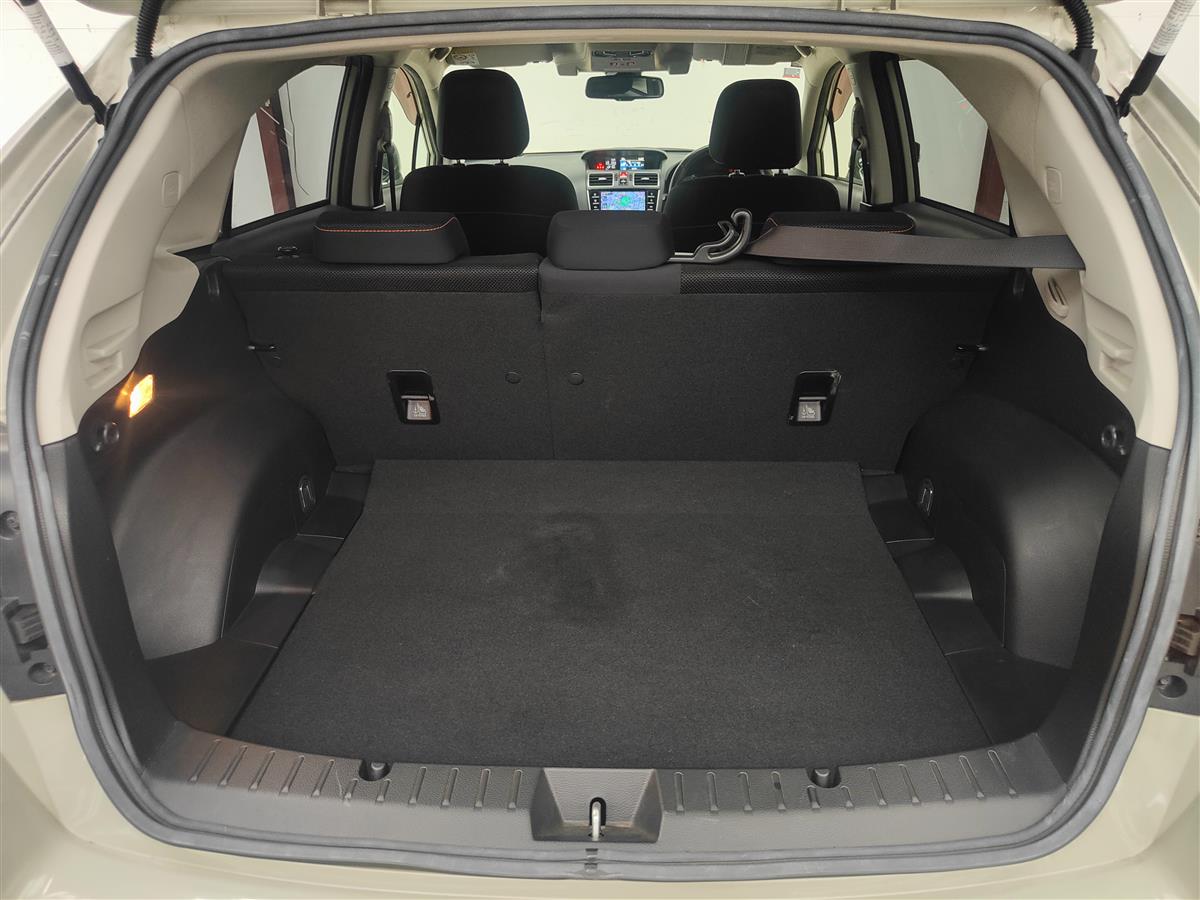 2016 Subaru XV 2.0i-L EYESIGHT AWD / Hatchback Automatic, Color Desert Khaki, 5 seats, New Import, Petrol, 55,035 km