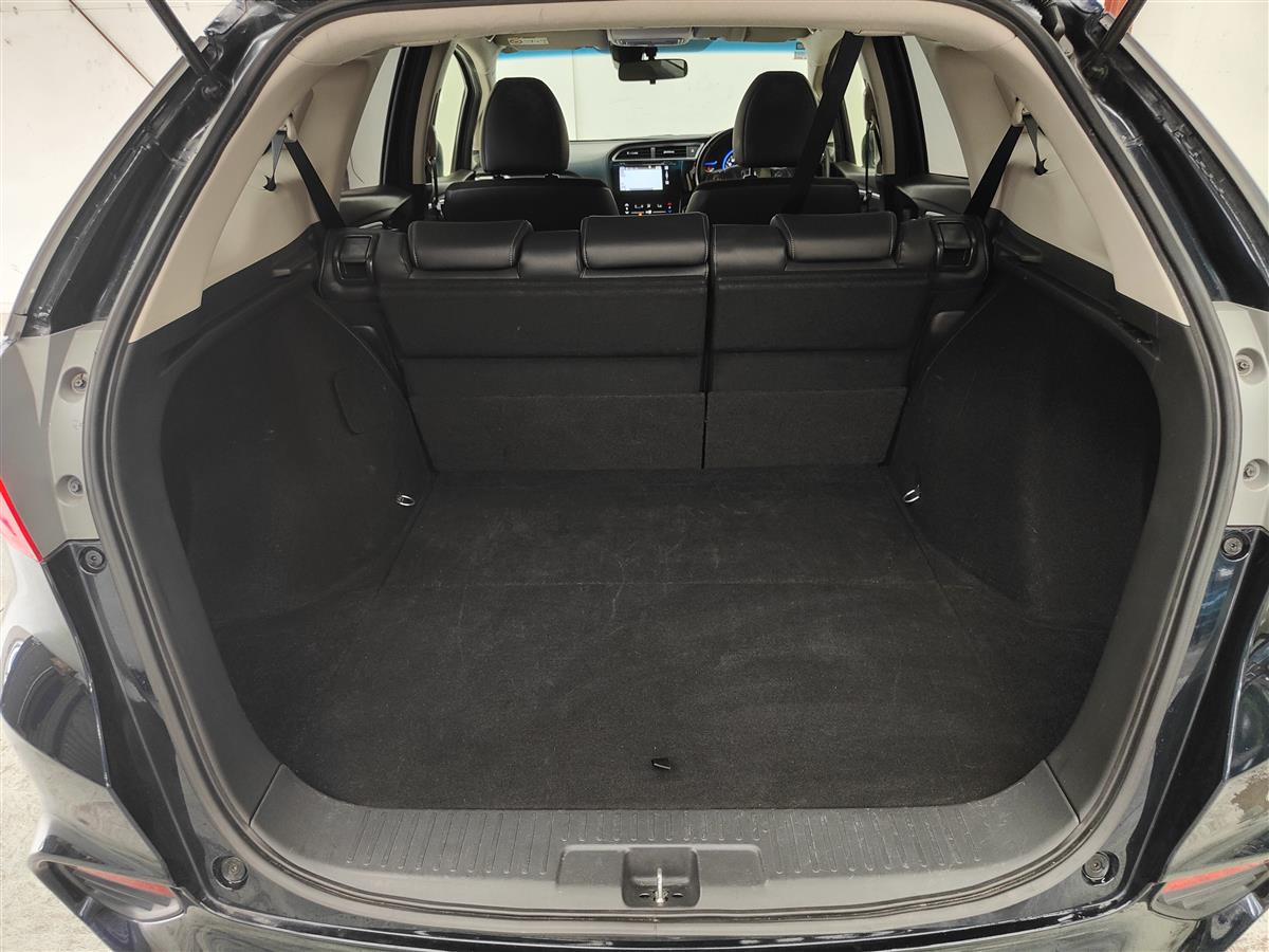 2016 Honda Shuttle Hybrid X STYLE EDITION/GRADE 4/ Hatchback Automatic, 5 seats, Navy Blue, New Import, Hybrid, 1,500 cc, 78,136 km