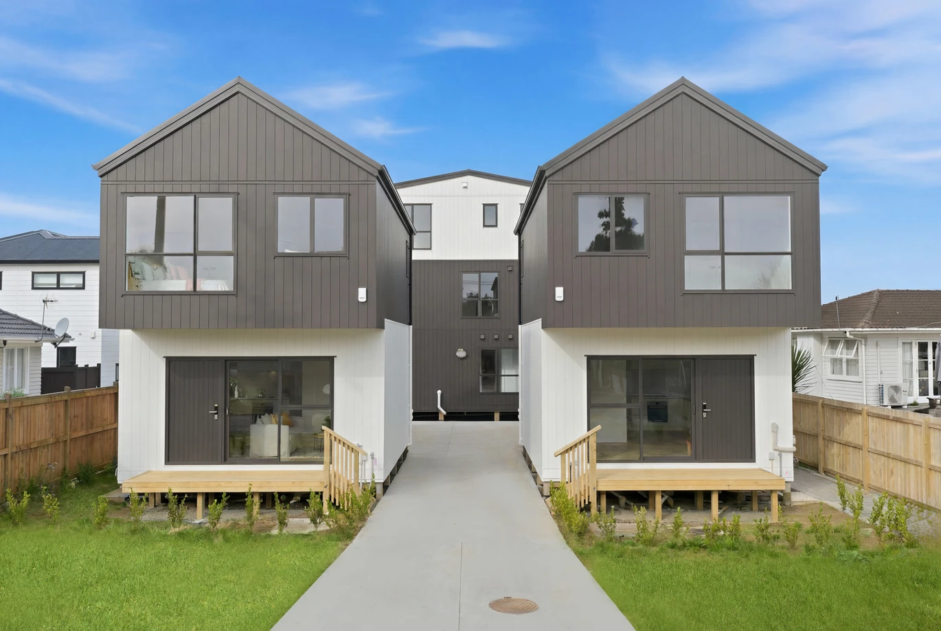 Brandnew standalone 3 beds 2.5 baths home with car park, Lot 2/63 Gloria Avenue Te Atatu Peninsula, Auckland