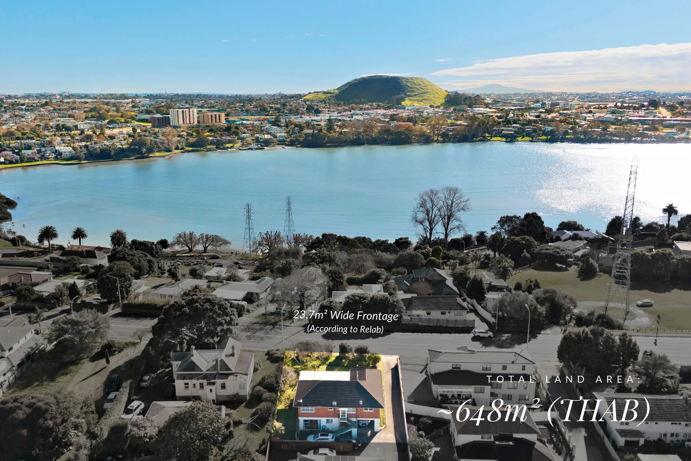 Once in nearly 25 years, 648m2 section, 225m2 Brick and tile 3 beds 1 bath house with double garage, workshop, a large rumpus and ample storage, Approx. 3 minutes to Sylvia Park Shopping Centre and motorway access, 87 Waipuna Road Mount Wellington, Auckland