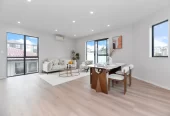 179m2 Brandnew standalone 4 beds (3 ensuites) 4 baths home with garage, 30B Tomintoul Place Highland Park, Auckland