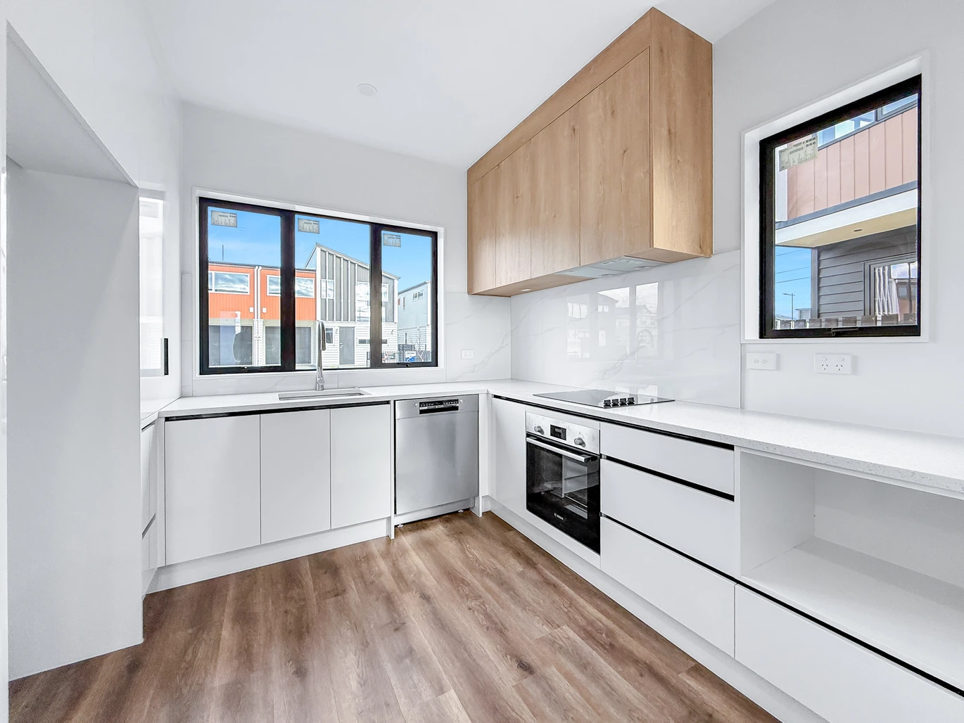 Brandnew, 108m² floor ,3 beds, 2.5 bathrooms, and 1 off-street parking. 3 Longview Oak Lane Papakura, Auckland