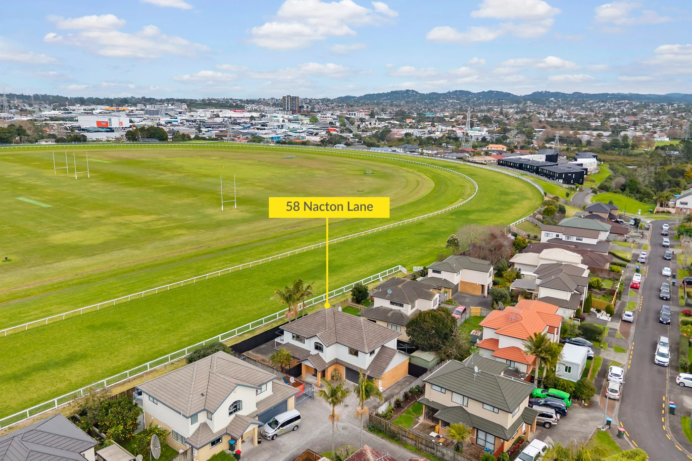 450m2 section, positioned right beside the legendary racecourse, 227m2 5 beds 3.5 baths (3 ensuites with one that doubles as both an ensuite and semi ensuite – see floorplan) with double garage, 58 Nacton Lane Avondale, Auckland