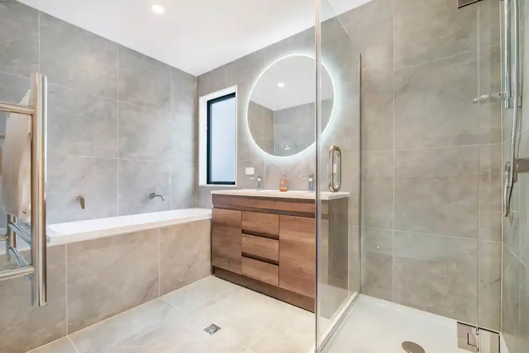 Parkside Living in an Exceptional Location, Brandnew 3 beds 2.5 baths home with garage, 1 bed 1 bath ground floor, 1 km to Ormiston Senior College, 41 Flat Bush School Road, Flat Bush, Auckland