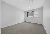 2 kitchens, 6 beds (2 ensuites) 4.5 baths house with garage and 1 bed granny, 65 Rashni Road Flat Bush, Auckland