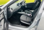 2018 Mazda Axela APPLE CAR PLAY 44000 KMS ONLY Hatchback Automatic, 5 seats, Petrol, 1,500 cc