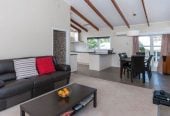 For rent, Newly carpeted 3 beds 1 bath main house with garage in the front, available 27th July, 59 La Trobe Street, Pakuranga, Auckland