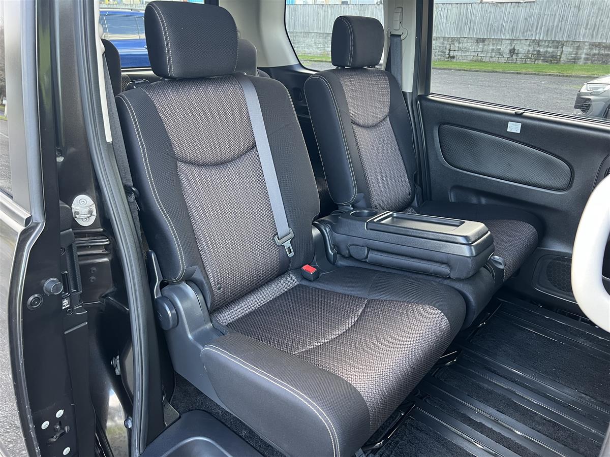 2014 Nissan Serena 360° camera !! LDA !! Van Automatic, 8 seats, Brown, New Import, Petrol, 1,990 cc, 75,465 km