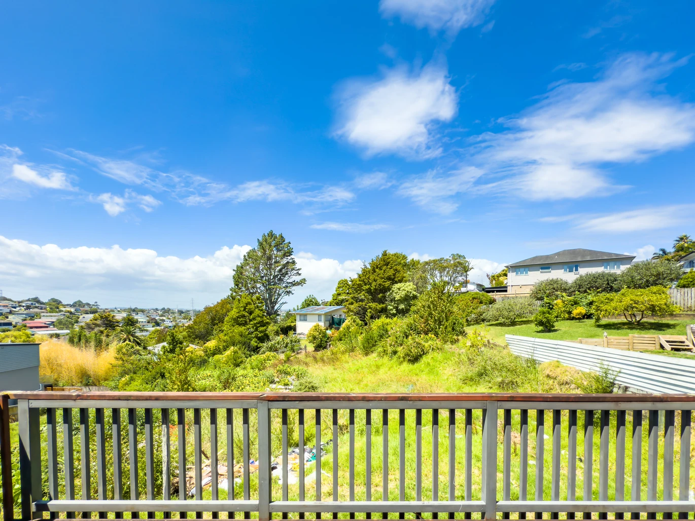 Urgent Sale, 3 beds 1 bath house on 1260m² section, Urban Zone, With RC approved for 9 premium units with garages, Ignore the $1,150,000 CV-our highly motivated vendor demands an immediate sale and urgently welcomes all reasonable offers, 305 Don Buck Road Massey, Auckland