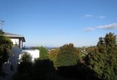 For rent, No smokers, MACLEANS ZONE & Swimming Pool Includes, 4 beds 2 baths house with standalone double garage, available 14th September, 28 Haseler Crescent, Mellons Bay, Auckland