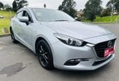 2018 Mazda Axela APPLE CAR PLAY 44000 KMS ONLY Hatchback Automatic, 5 seats, Petrol, 1,500 cc