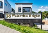Affordable Brandnew freehold 2 beds 2 baths home with car park, Move-in ready, Located just a short walk to Heron Park and Fairlands Reserve, Lot 20/38 Fairlands Avenue, Waterview, Auckland